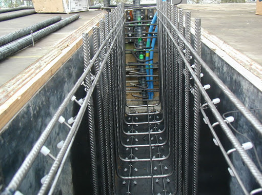STRUCTURAL WWR USED AS U-STIRRUP SHEAR REINFORCEMENT IN A POST-TENSIONED CONCRETE BEAM